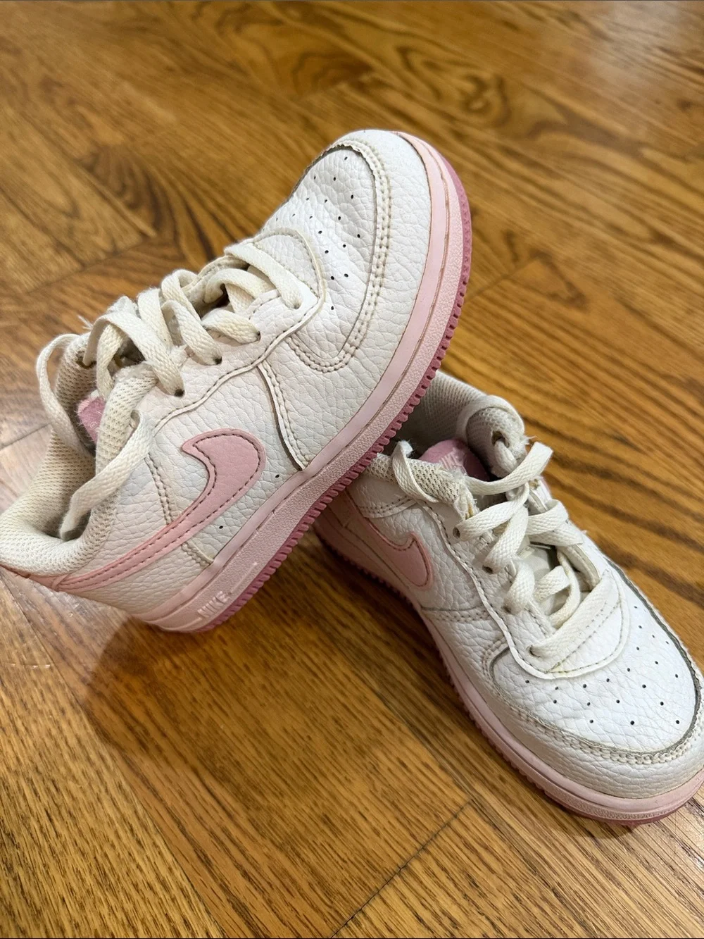 Girl’s Air Force 1 Sneakers/Shoes. Size 9C. Good Condition. Pink and White.